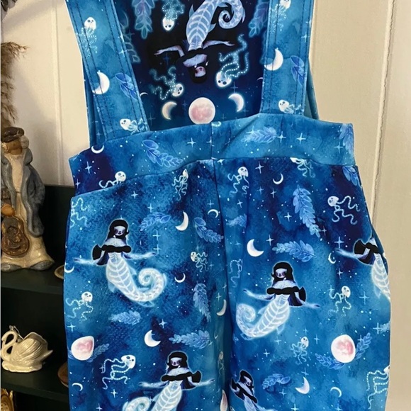BlackMilk Mermaid Skeleton Jellyfish Overalls Jumpsuit XS New With Tags - Picture 3 of 7